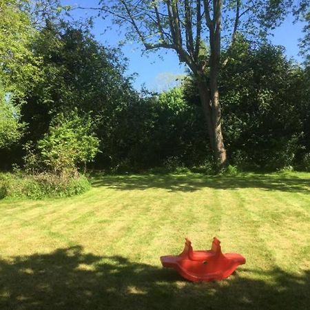 River Cabin Retreat Shepperton Dış mekan fotoğraf